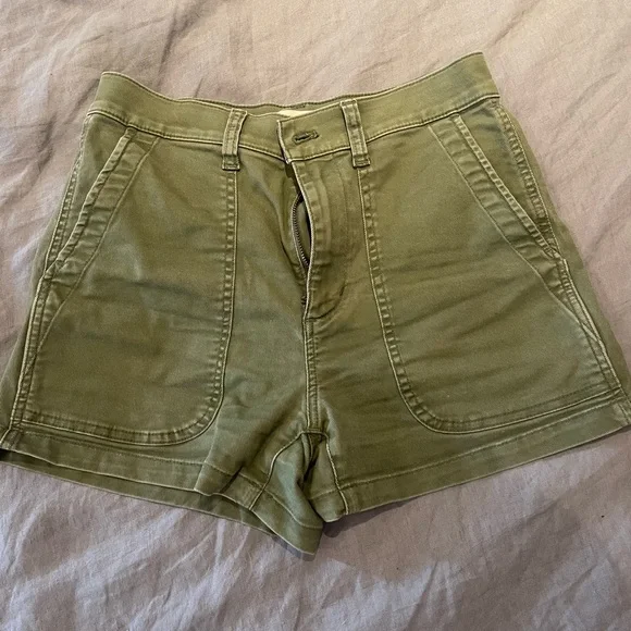 Madewell Olive Green Shorts - Picture 2 of 3